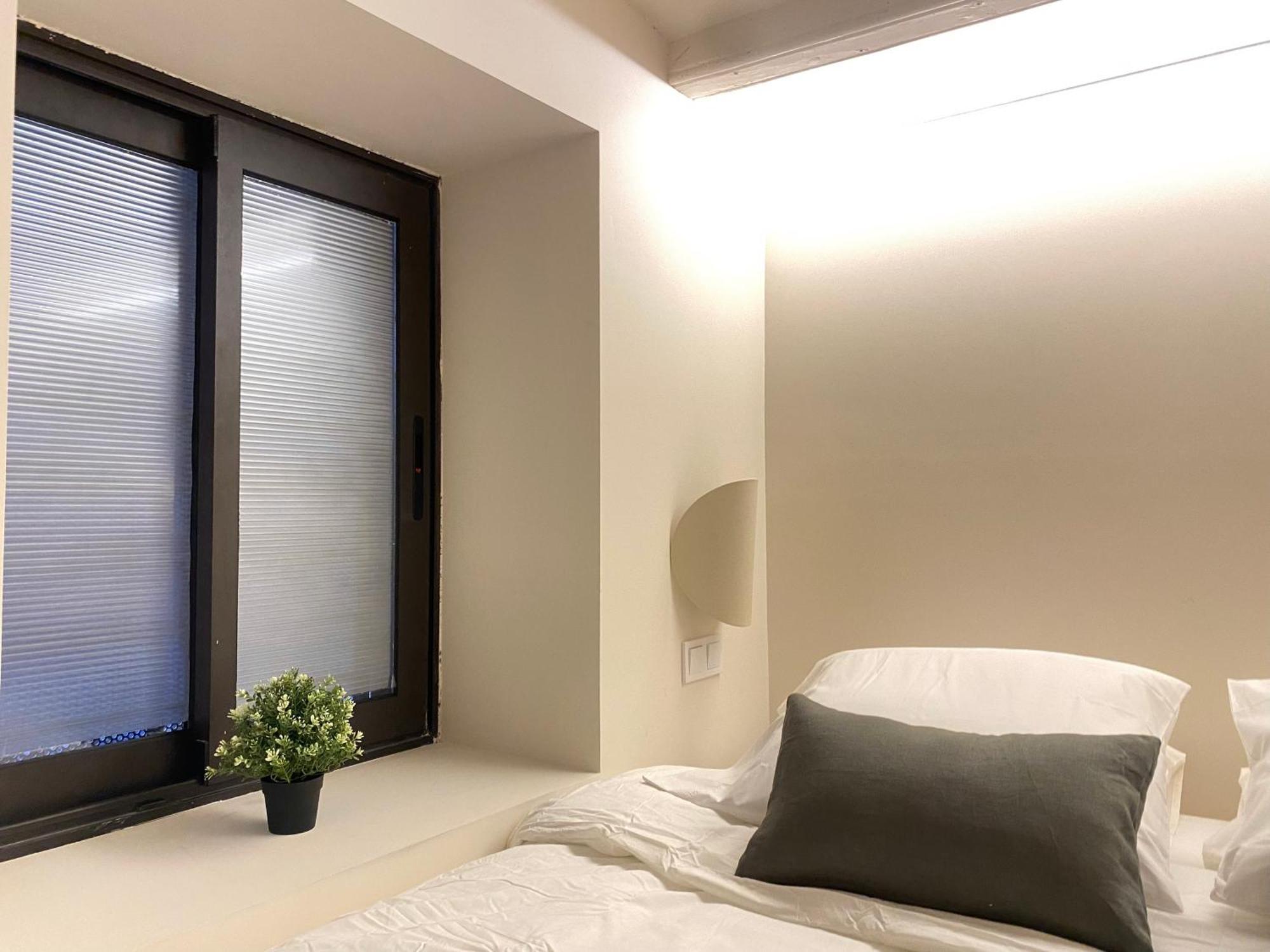 Oasis Apartments & Studios Old Town Center Barcelona Eksteriør bilde